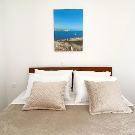 Acta'S Rooms Himare Exterior photo