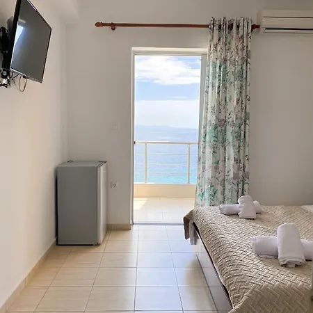 Acta'S Rooms Himare Exterior photo