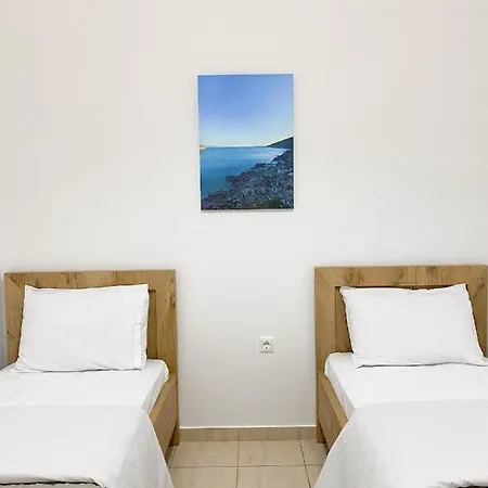 Acta'S Rooms Himare Exterior photo
